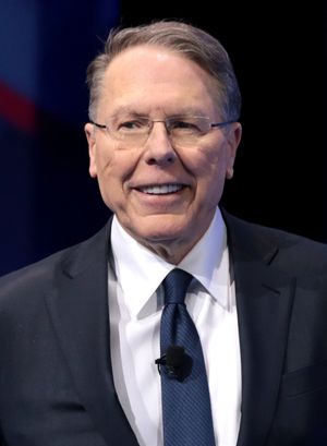 웨인 라피어(Wayne LaPierre), 전미 라이플 협회(NRA) 최고 부사장, 2017년
