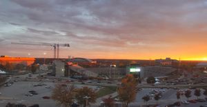 허니스 센터, 미주 아레나, 및 포로트 필드