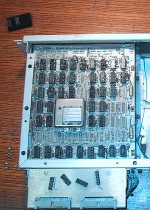 1979년경 TTL 칩으로 제작된 실시간 시계