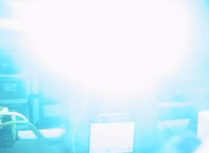 85줄, 3.5마이크로초 플래시. 에너지 수준은 중간 정도지만, 이처럼 짧은 시간 동안의 전력은 2,400만 와트에 달한다.