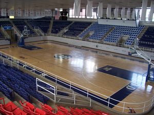 버르 체육관 (The Burr)