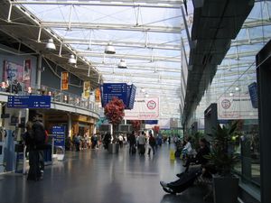 영국 맨체스터(Manchester)의 맨체스터 피커딜리 역(Manchester Piccadilly station)의 ETFE 지붕