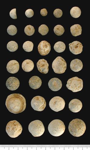 후기 중세 시대 납탄