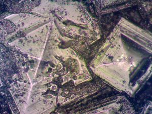 산화알루미늄 결정