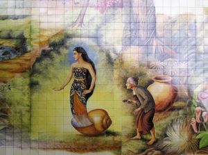 케옹 에마스(Keong Emas) 역할의 데위 세카르타지(Dewi Sekartaji)