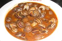 카브리야스(점박이달팽이) 토마토 소스 조림 (스페인 카디스주의 레스토랑)