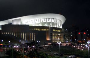 호세 미겔 아그렐롯 경기장(José Miguel Agrelot Coliseum) 야경