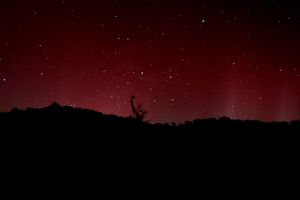 오스트레일리아 원주민들은 오로라(주로 지평선이 낮고 붉은색이 많음)를 불과 관련지었다.
