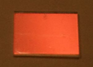 카메라에서 적목 현상을 줄이기 위해 사용되는 핫 미러