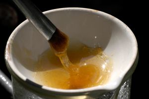 액체 동물 접착제