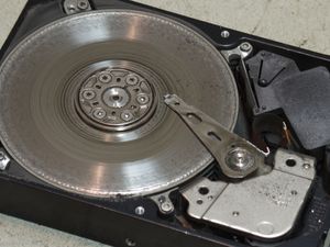 더 심각한 충돌