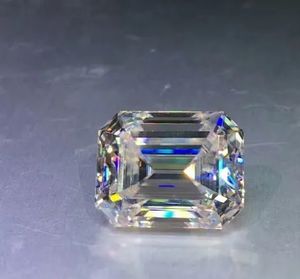 모이사나이트: 에메랄드 컷