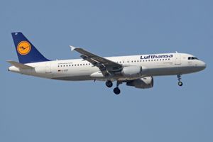 에어버스 A320-214 D-AIZF "풀다"