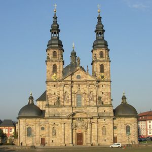 성 살바토르 대성당 정면