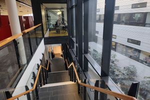 맥스웰 센터 내부