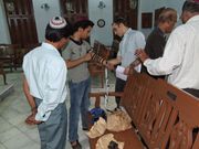 유대교도의 키파(인도의 회당에서)