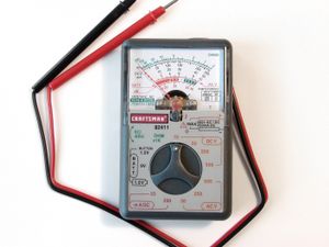 저렴한 아날로그 멀티미터(검류계 바늘 표시)