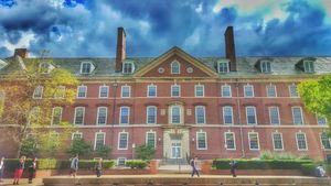 일리노이 대학교 어배너-섐페인 중앙도서관