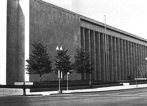 1980년에 문을 연 제임스 매디슨 기념관