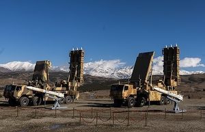 이란에서 개발한 아르만 대탄도탄 요격 미사일.