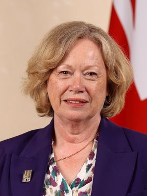 스미스 오브 바실던 남작 부인 사진