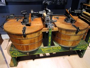 1890년경 미국 "Woman's Friend" 세탁기