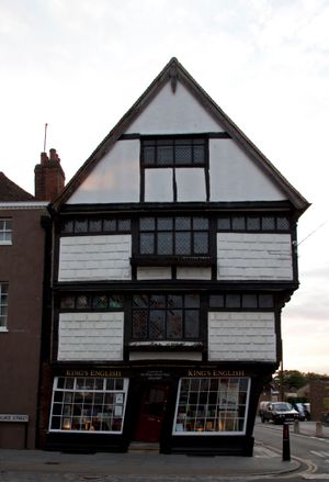 구부러진 집(Crooked House), 2010년