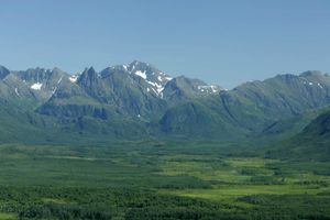 미국 알래스카주 토기악 국립 야생동물 보호구역 내 아클룬 산맥과 토기악 황야