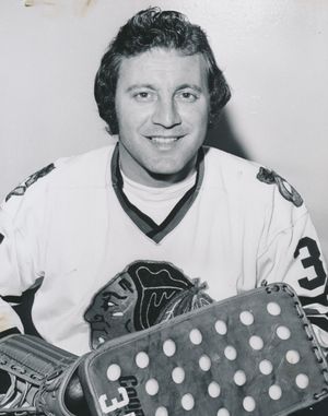 골텐더 토니 에스포지토(Tony Esposito)는 1969년과 1983년 사이에 프랜차이즈 최다인 418승을 기록했다.