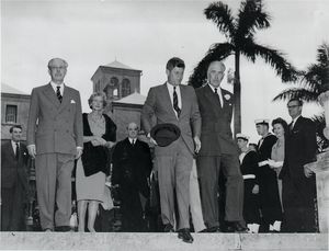 해롤드 맥밀란(Macmillan)과 케네디 버뮤다