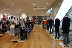 2015년 한국의 유니클로 매장.