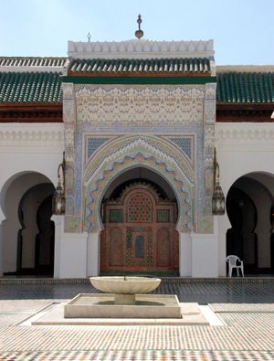 859년에 설립된 카라위인 모스크 내부