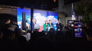 2023년 5월 승리 후 공화당 본부에서 호세 안토니오 카스트