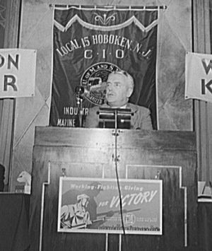 1942년 9월 뉴욕시에서 연설하는 내시