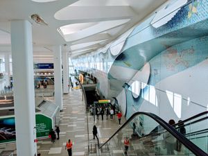 2020년 라과디아 공항의 재건축된 B 터미널