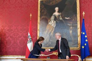 비어라인의 취임식, 2019년 6월 3일