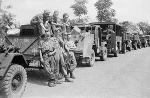 프로덕트 작전 당시 네덜란드 군대의 행렬