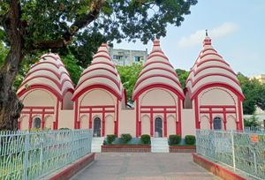 다케슈와리 사원 경내