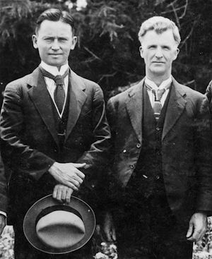 미래의 부총리 프랭크 포드와 함께한 스컬린