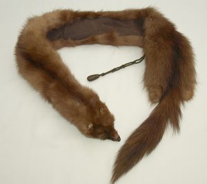 콜린스키 모피 초커