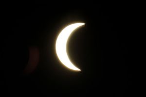 사우스조지아 앞 HMS Protector에서 관측됨