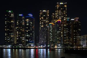 오른쪽이 두산위브더제니스