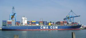 컨테이너선 CMA CGM Balzac호가 벨기에 제브뤼헤 항구에 있다