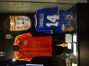 타르델리의 등번호 14번 유니폼