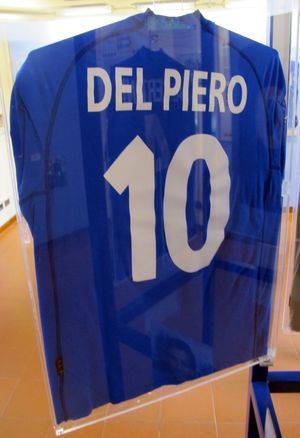 델 피에로가 유로 2000 당시 입었던 카파제 유니폼
