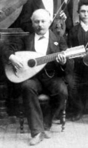 1889년 로마에서 열린 콘서트에서 주세페 브란졸리가 연주하는 만돌론