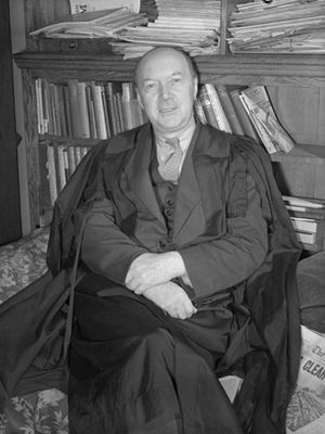 E. J. 프랫은 해양 생활과 캐나다 역사를 묘사한 많은 시를 썼다.