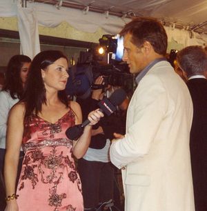 2005년 토론토 국제 영화제에서 《폭력의 역사》에 대한 이탤크(eTalk) 데일리 인터뷰에 참여한 모텐슨