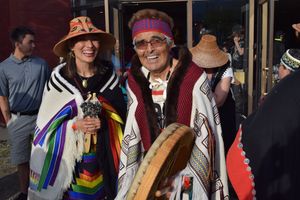 테리-린 윌리엄스-데이비슨 (좌)과 로버트 데이비슨 (우)