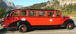 글레이셔 국립공원 레드 재머 버스